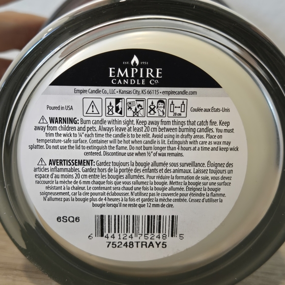 New Tuscany Candle - Down the Chimney - Picture 3 of 3